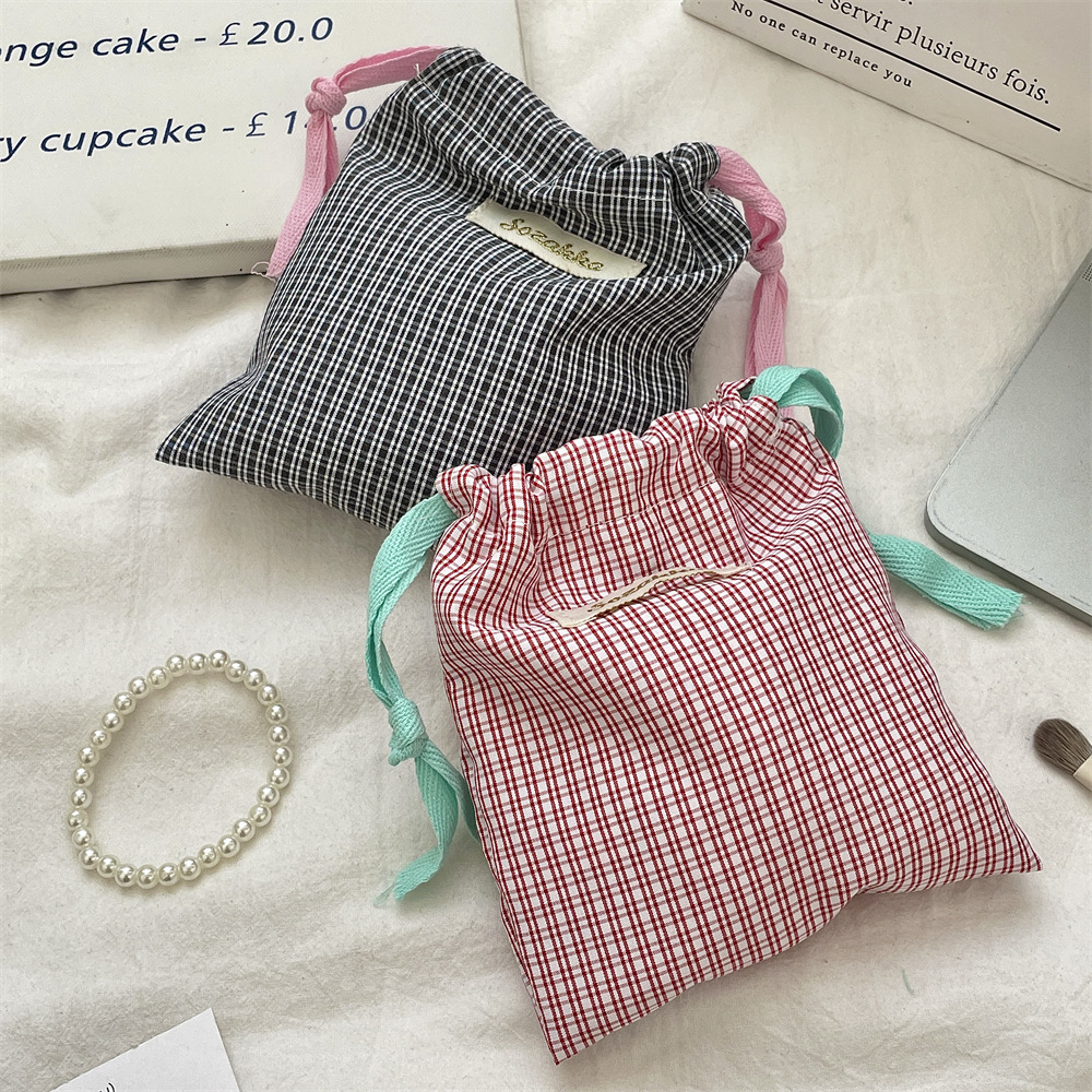 New Plaid Storage Drawstring B - Christmas Throw Blanket recensione e prezzo