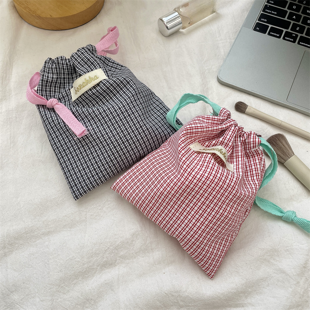 New Plaid Storage Drawstring B - Christmas Throw Blanket recensione e prezzo