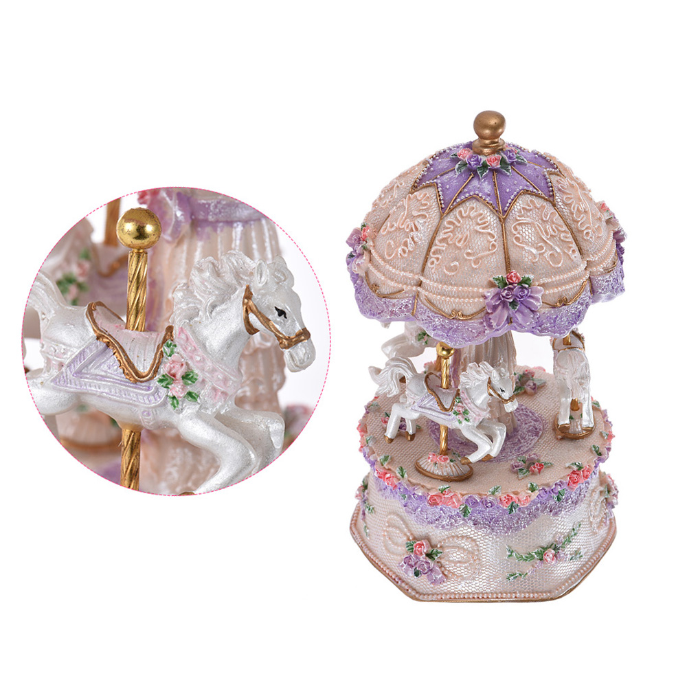 Luxury Dream 3-Horse Rotating  - Snow Globe Musical recensione e prezzo
