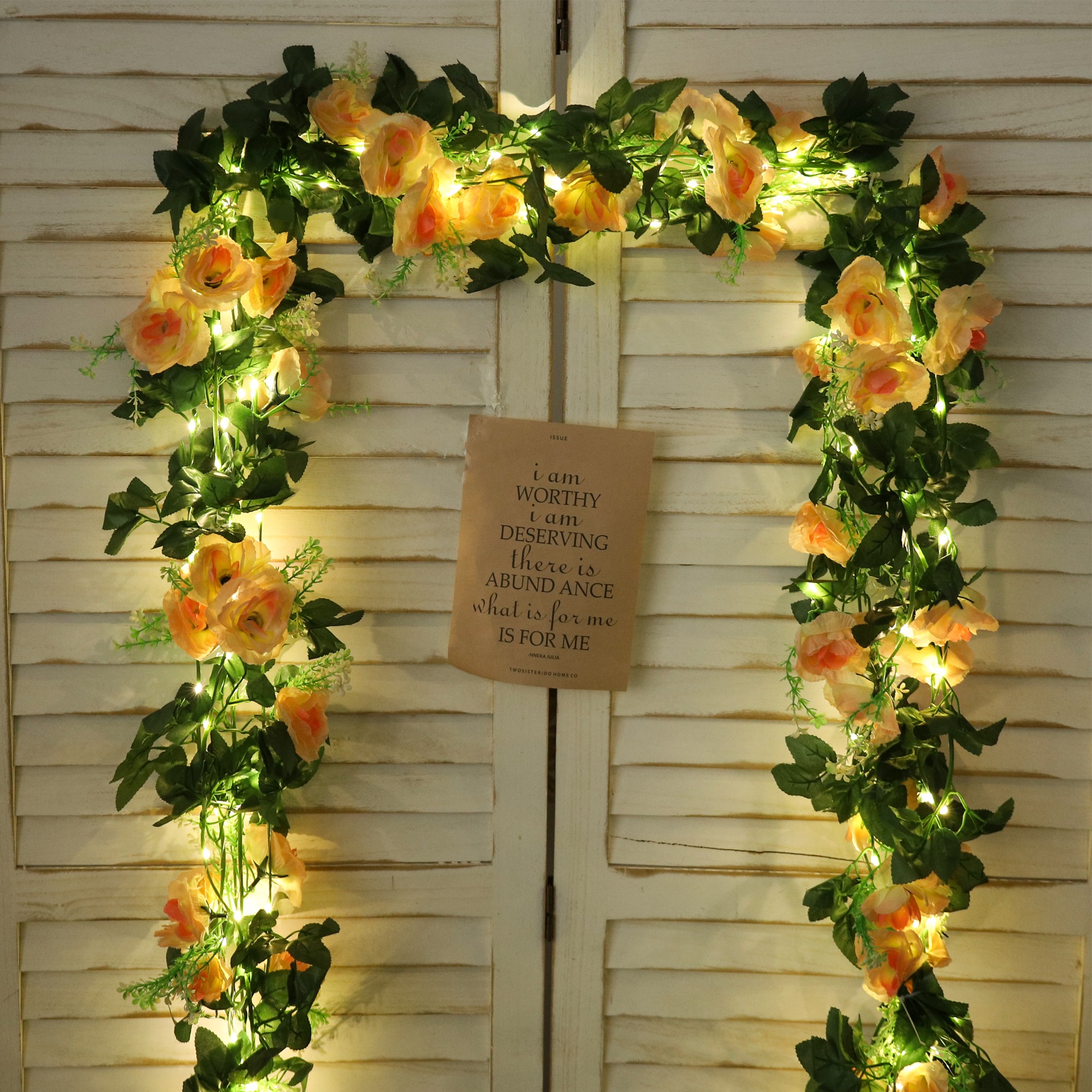 Rose LED Vine Light String Art - Christmas Wreath Fake recensione e prezzo
