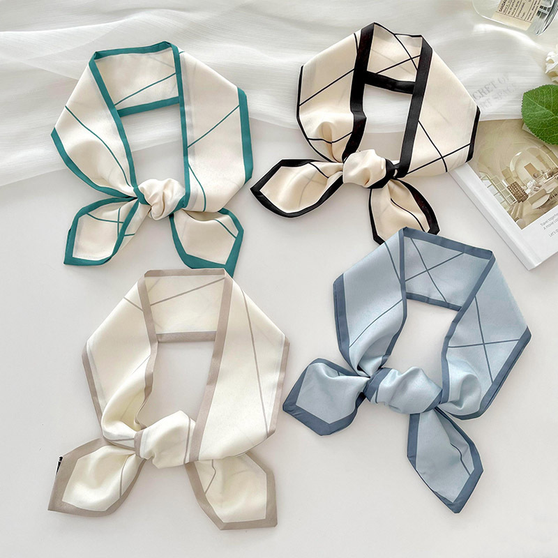 Versatile silk scarf, thin, lo - Ribbon Bow Gift recensione e prezzo