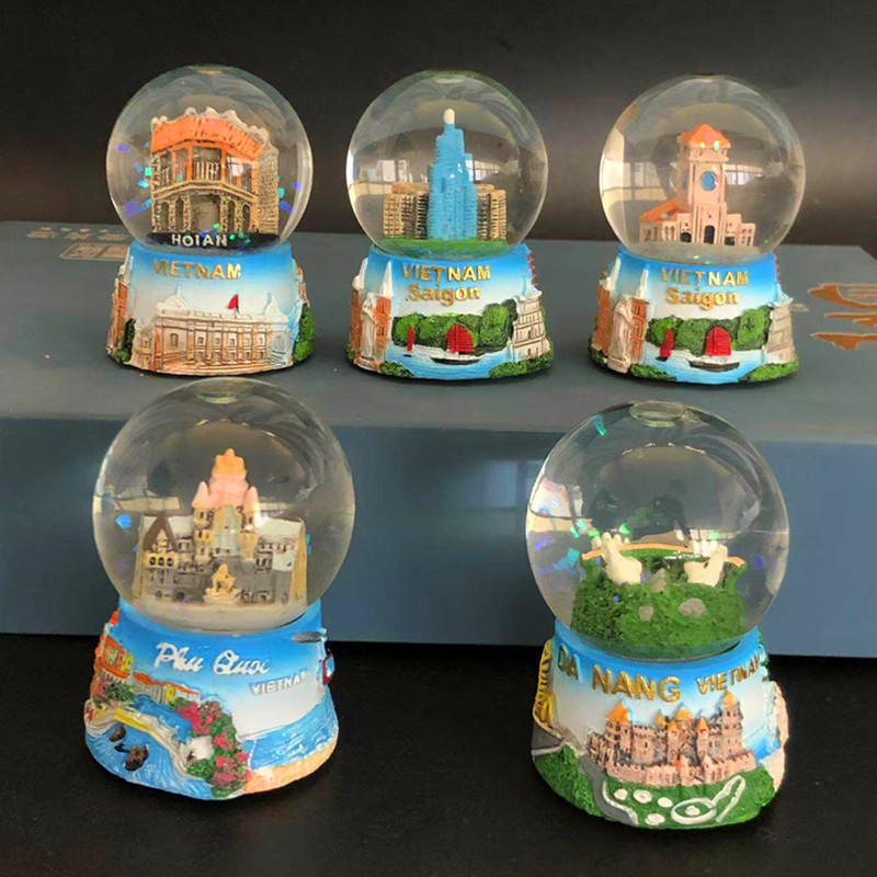 Exquisite Vietnamese Regional  - Snow Globe Musical recensione e prezzo