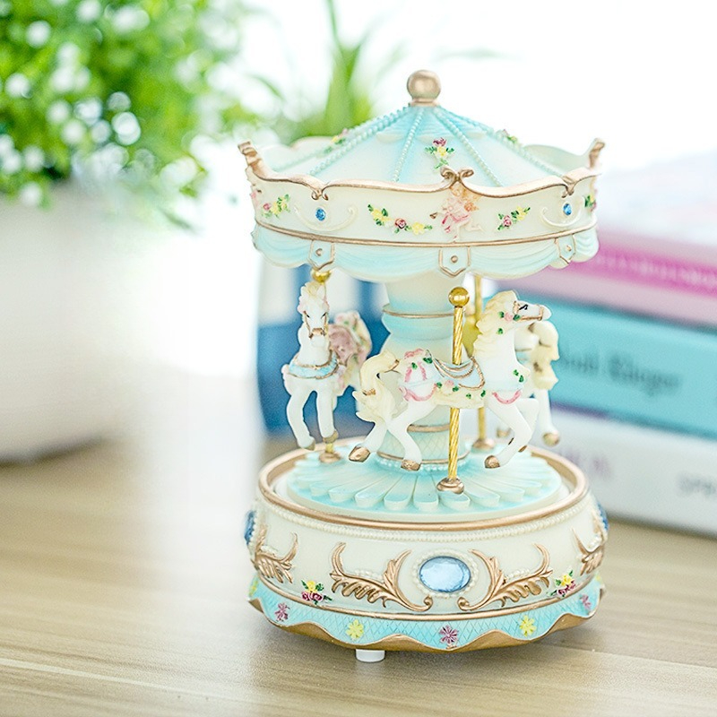 Handmade Resin Carousel Music  - Snow Globe Musical recensione e prezzo