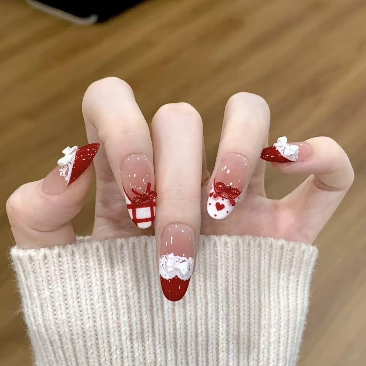 10pcs Handmade Press on Nails  - Christmas Throw Blanket recensione e prezzo