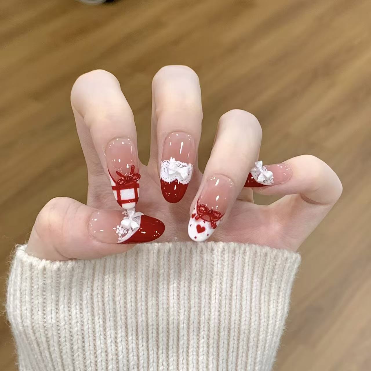 10pcs Handmade Press on Nails  - Christmas Throw Blanket recensione e prezzo
