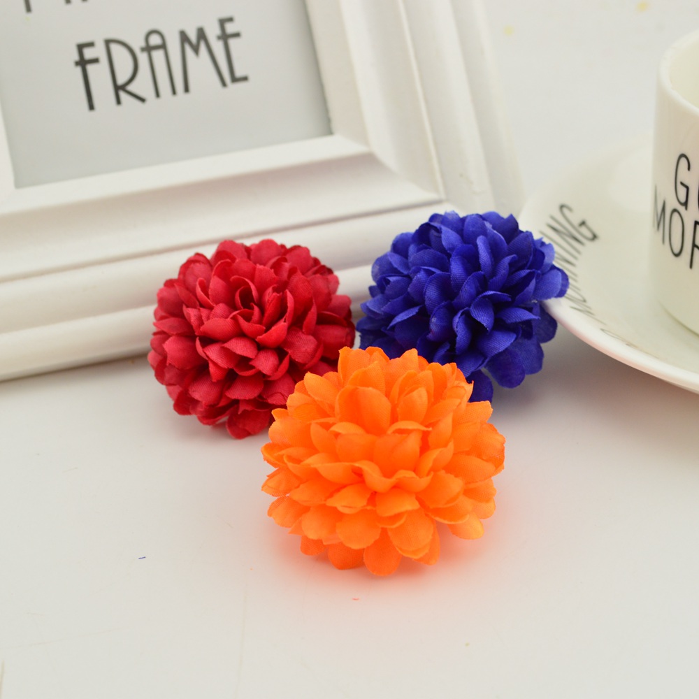 200PCS 5CM Silk Chrysanthemum  - Christmas Wreath Fake recensione e prezzo