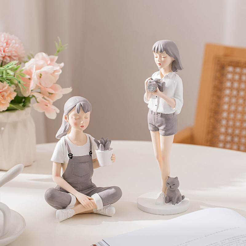Creative Nordic Cute Girl Resi - Nutcracker Figurine recensione e prezzo